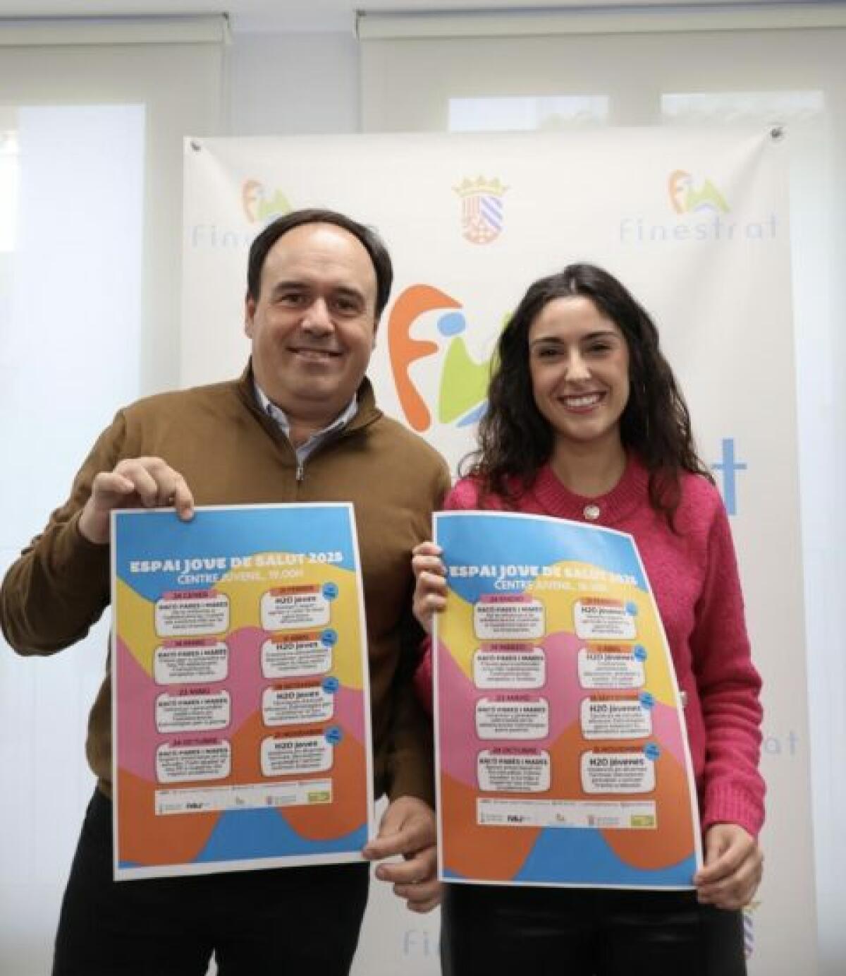 Finestrat retoma el “Racó de Mares i Pares” y el “Espai Jove Salut H20” para apoyar a los jóvenes y a las familias con hijos adolescentes