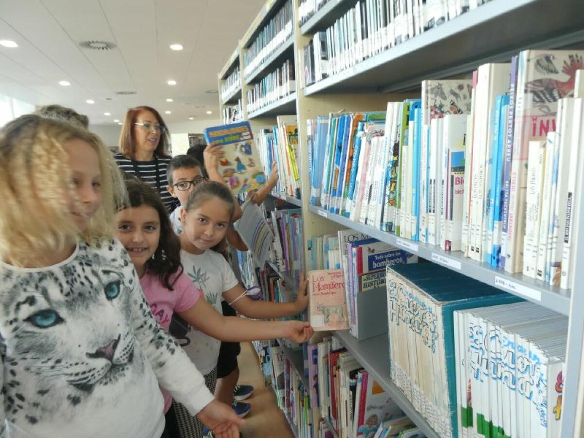 Los escolares “descubren” la Biblioteca en la Campaña de Animación Lectora