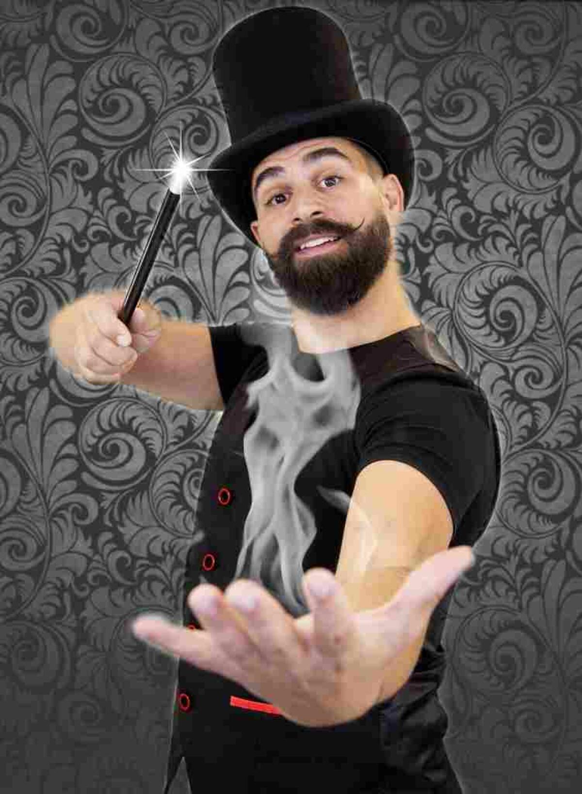  Este domingo finaliza el  ciclo &ldquo;Cultura a la Fresca en las urbanizaciones&rdquo; con la actuaci&oacute;n de Mag Malastruc en &ldquo;Balc&oacute;n de Finestrat&rdquo;