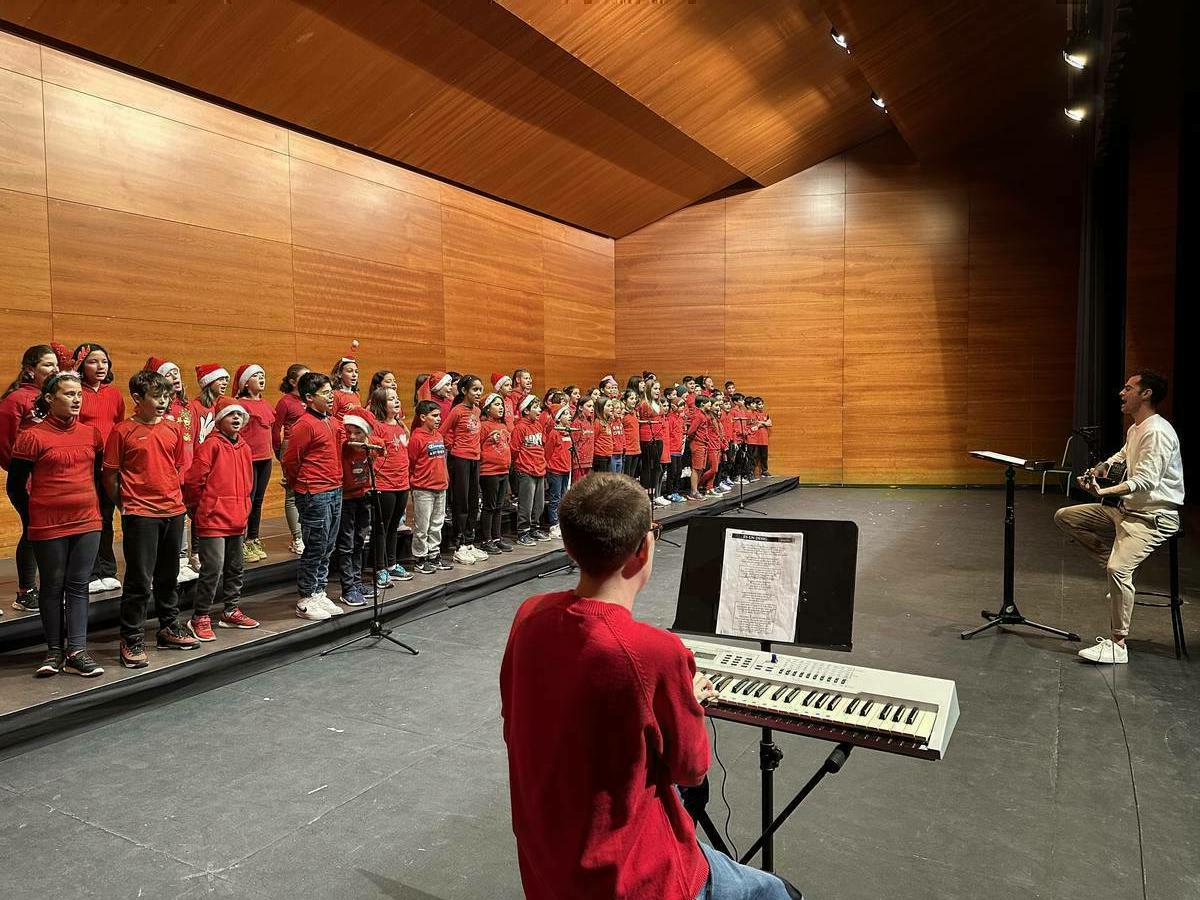 Gran éxito del “Festival de Nadales” del Colegio Sant Rafael en l’Auditori