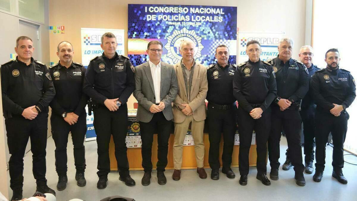 El I Congreso Nacional de Policías Locales, que se celebrará en Benidorm, cierra su inscripción con 700 participantes de más de 20 ciudades