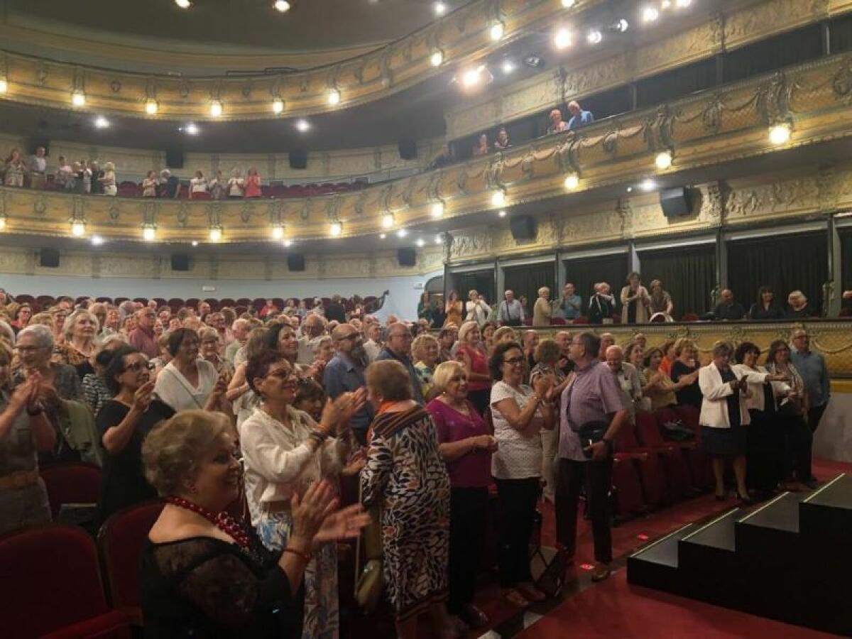 Éxito del Tributo a Rocío Jurado de los Leones