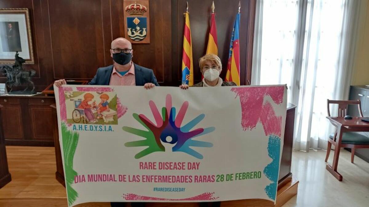 El Ayuntamiento de la Vila Joiosa y AHEDYSIA conmemoran el Día Mundial de las Enfermedades Raras