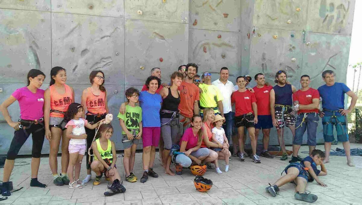 El Roc&oacute;dromo de La Nuc&iacute;a acogi&oacute; la  III Liga CEMB de escalada
