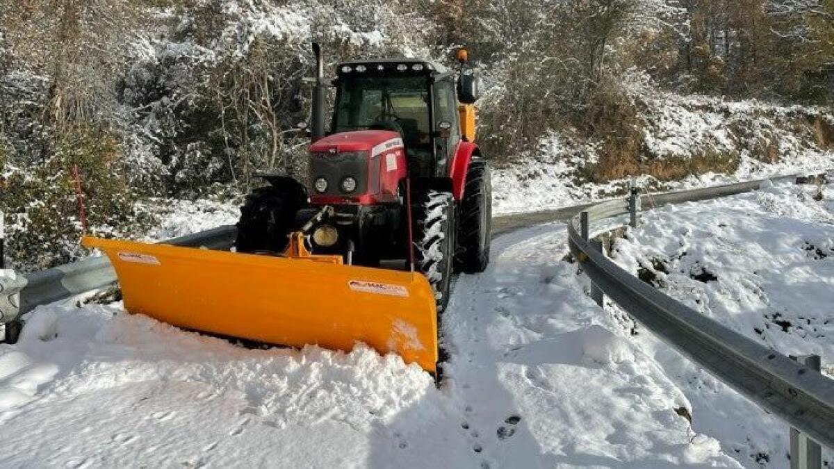 El fin de semana llega con lluvias, nevadas, oleaje y mucho frío