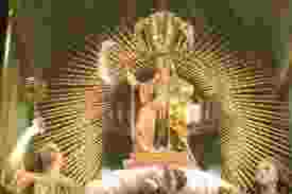 Las L&aacute;grimas de Santa Marta congrega a cientos de personas en La Vila