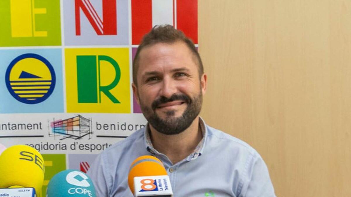 Jordá: “El Ayuntamiento no ha recortado ni retirado un solo euro del transporte a los clubes deportivos”