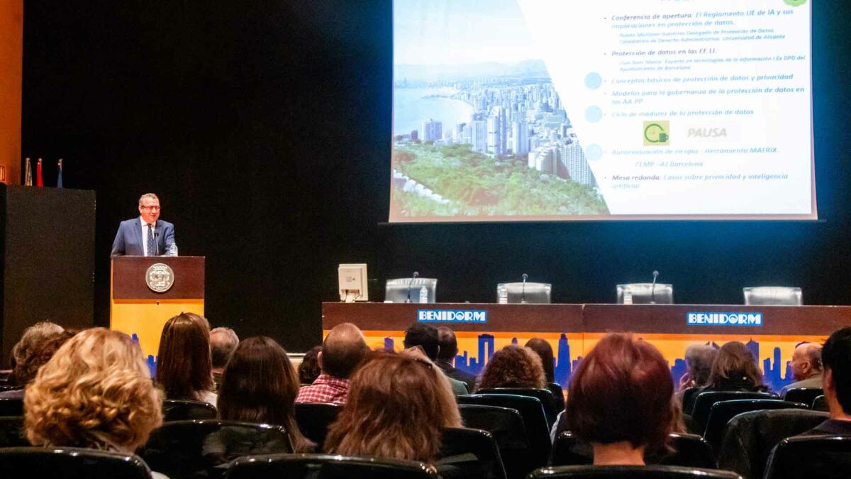 Benidorm acoge una jornada sobre Protección de datos en las administraciones locales  