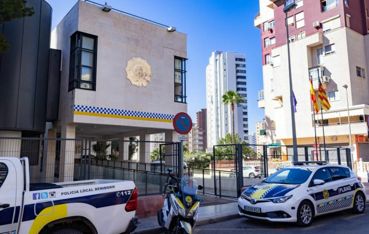 El Ayuntamiento adquiere once vehículos para renovar la flota de la Policía Local