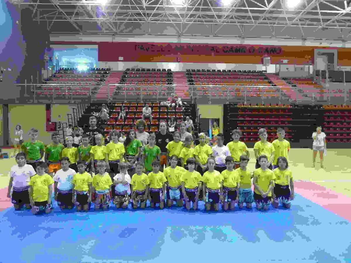 50 escolares se han formado en la Escuela de Muay Thai de La Nuc&iacute;a