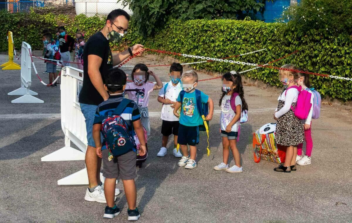 9.000 escolares vuelven a las aulas en Benidorm en centros &ldquo;absolutamente seguros&rdquo;