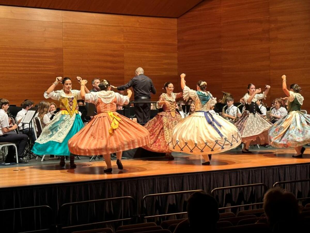 La Unió Musical La Nucia ofreció un brillante “Concert del 9 d’octubre” 