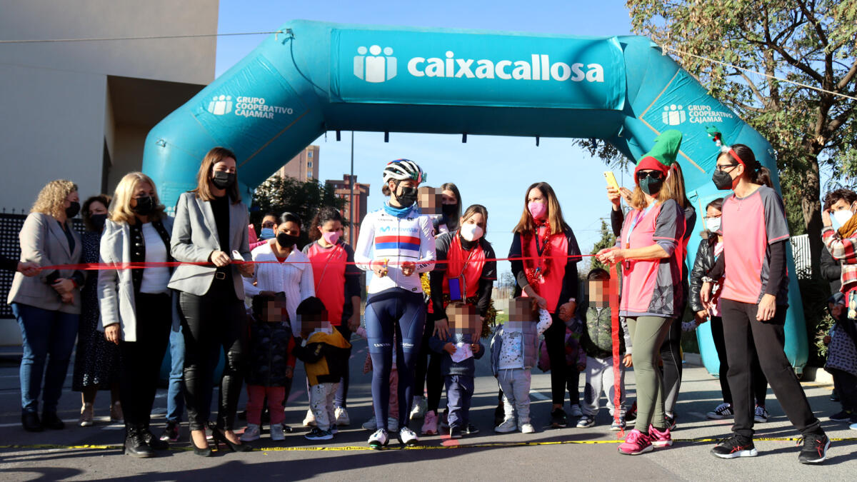 Los CEIP Puig Campana y Gabriel Miró realizan acciones solidarias con el Doble Amor y Cruz Roja