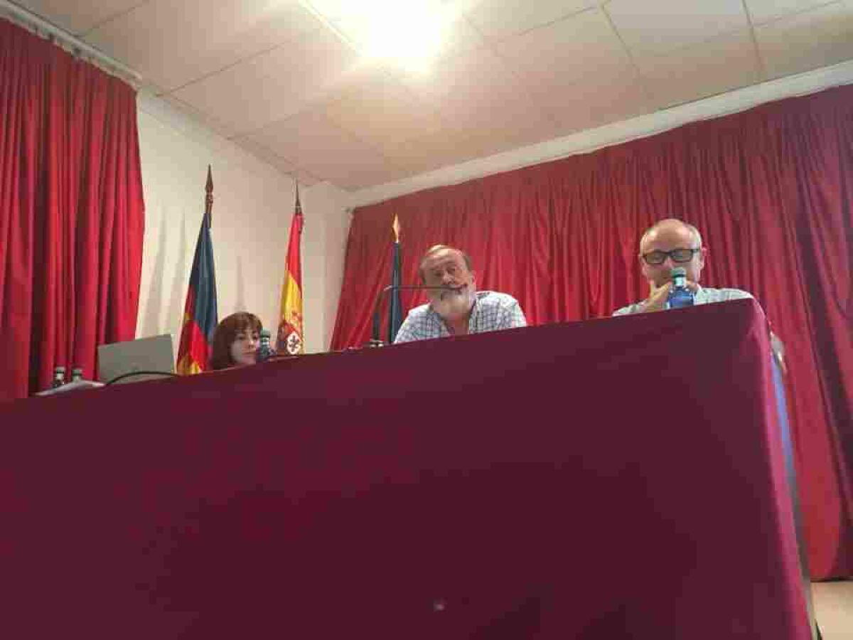  Callosa &middot; El equipo de gobierno inicia el proceso para aplicar el programa de presupuestos participativos en 2019