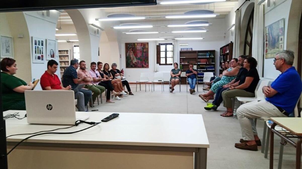 Equipo de Gobierno y técnicos comparten  jornada de trabajo sobre Altea como Destino Turístico Inteligente