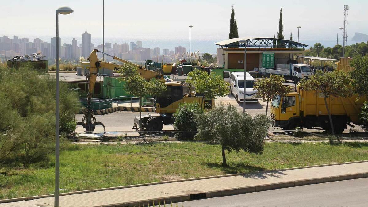 Vaersa compensará a Benidorm por haberle cobrado de más desde 2015 en el transporte de residuos 