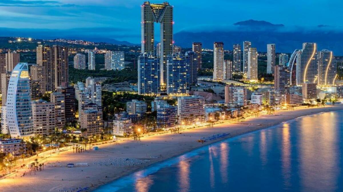 Los técnicos de Hacienda plantean duplicar en 2024 el IBI en Benidorm para cuadrar las cuentas municipales