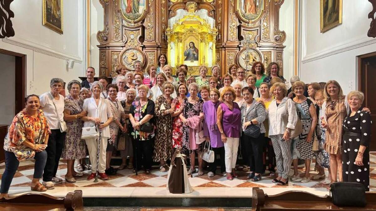 Misa de las amas de casa de Benidorm en la festividad de Santa Teresa