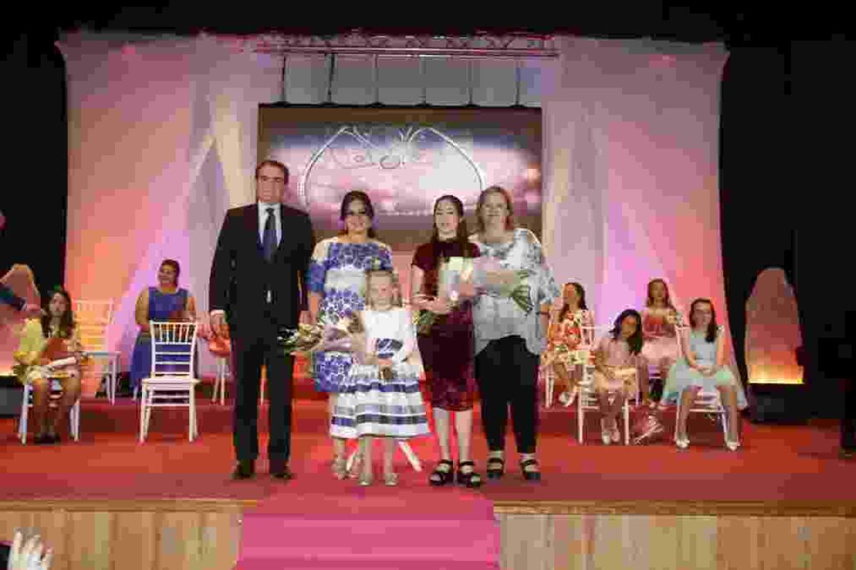 Shannon Abbott y Maia Skarveland, elegidas reinas de las fiestas de Alfaz