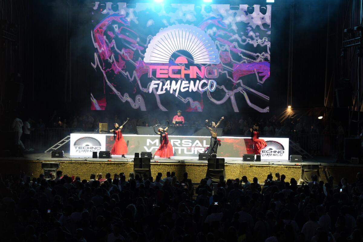 SkyFest Benidorm se convierte en un gran tablao para acoger Techno Flamenco, la fusi&oacute;n musical que arrasa
