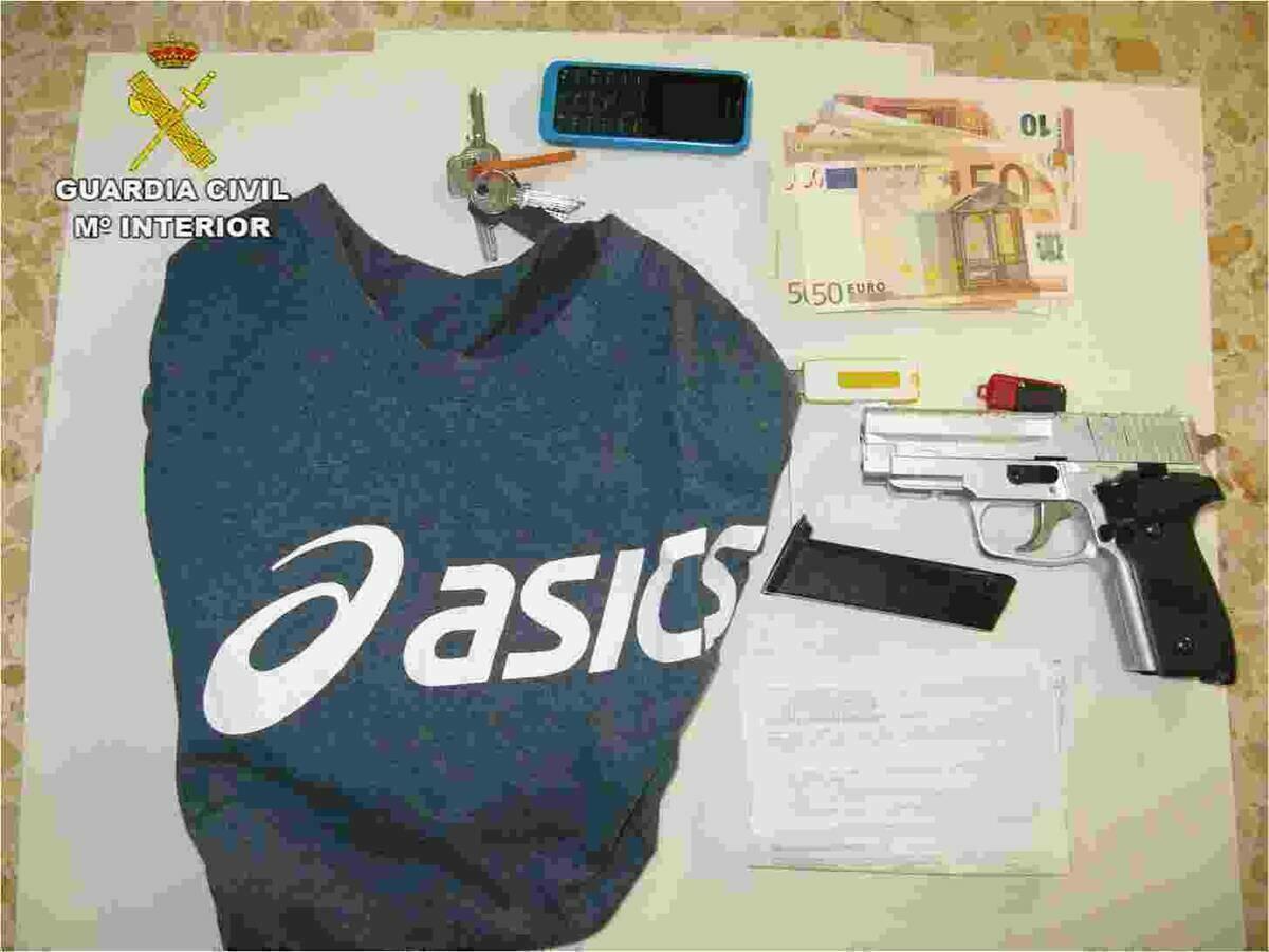 La Guardia Civil detiene a cuatro personas por numerosos robos de bicicletas en Altea, alcanzando los 95.000 euros