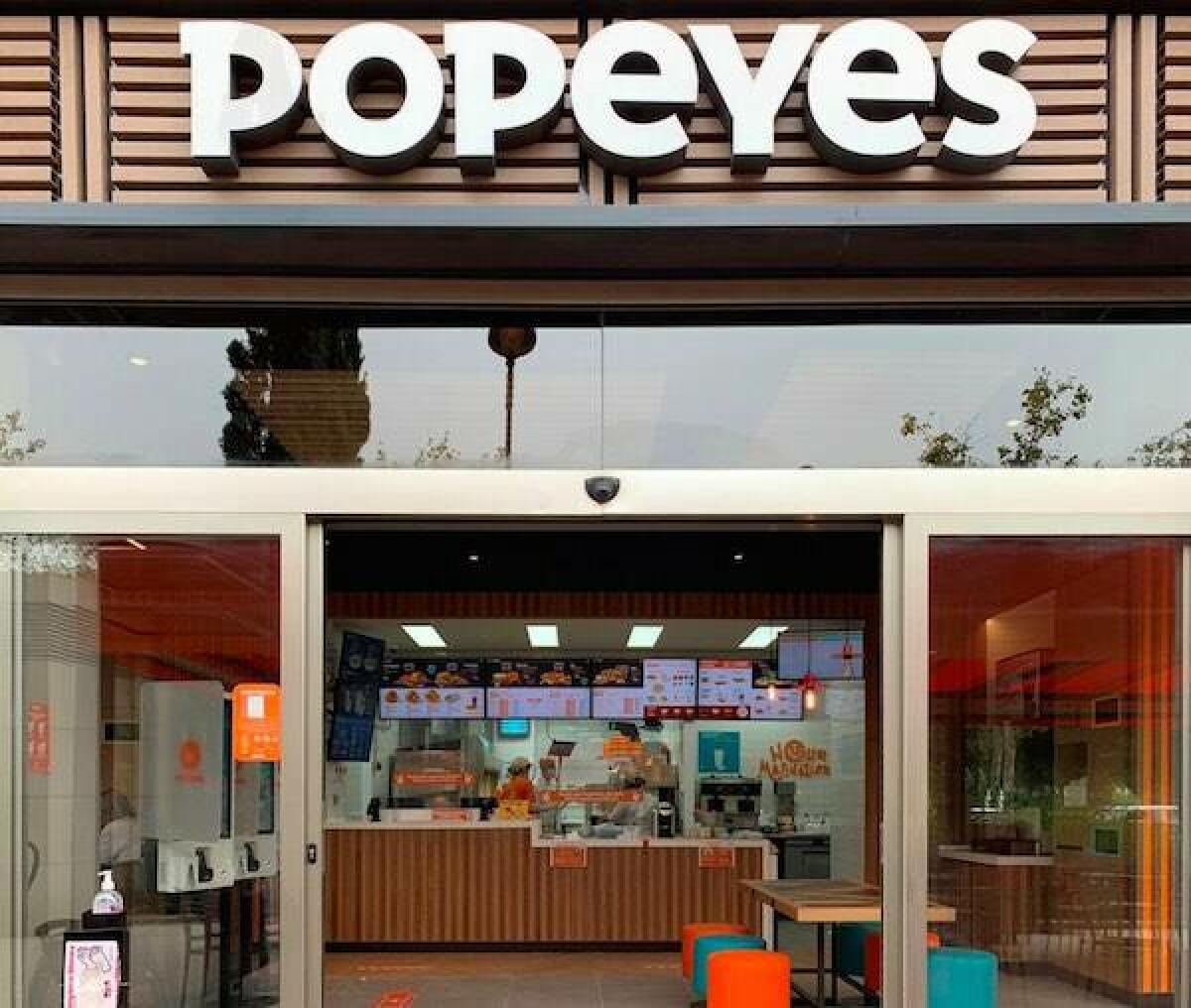 El entorno del bulevar de Finestrat sigue creciendo con la llegada de la cadena americana Popeyes