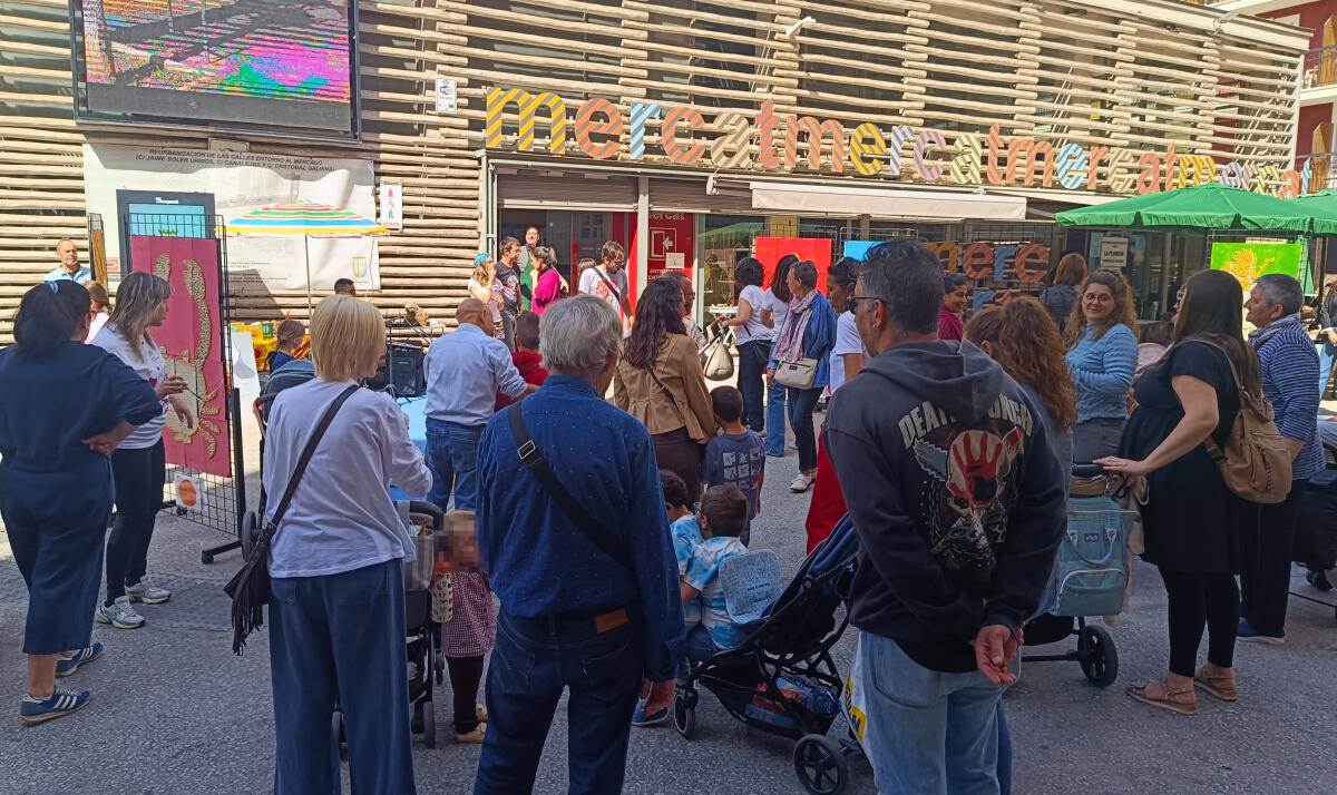 &ldquo;Anem Al Merc-Art&rdquo;, del proyecto &ldquo;BEBE-ART&rdquo;, ya se puede ver en el Mercat de Villajoyosa