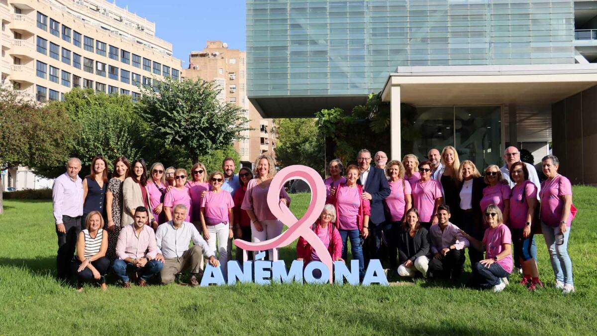 Benidorm se une un año más a Anémona para apoyar su lucha contra el cáncer de mama
