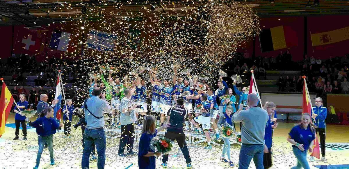 El Balonmano Benidorm se proclama campe&oacute;n del torneo internacional Limburgse Handbal Dagen de Holanda