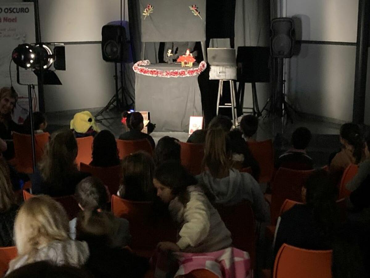 Sesión de teatro de “Nadal Infantil Cultural” en Pinar de Garaita  