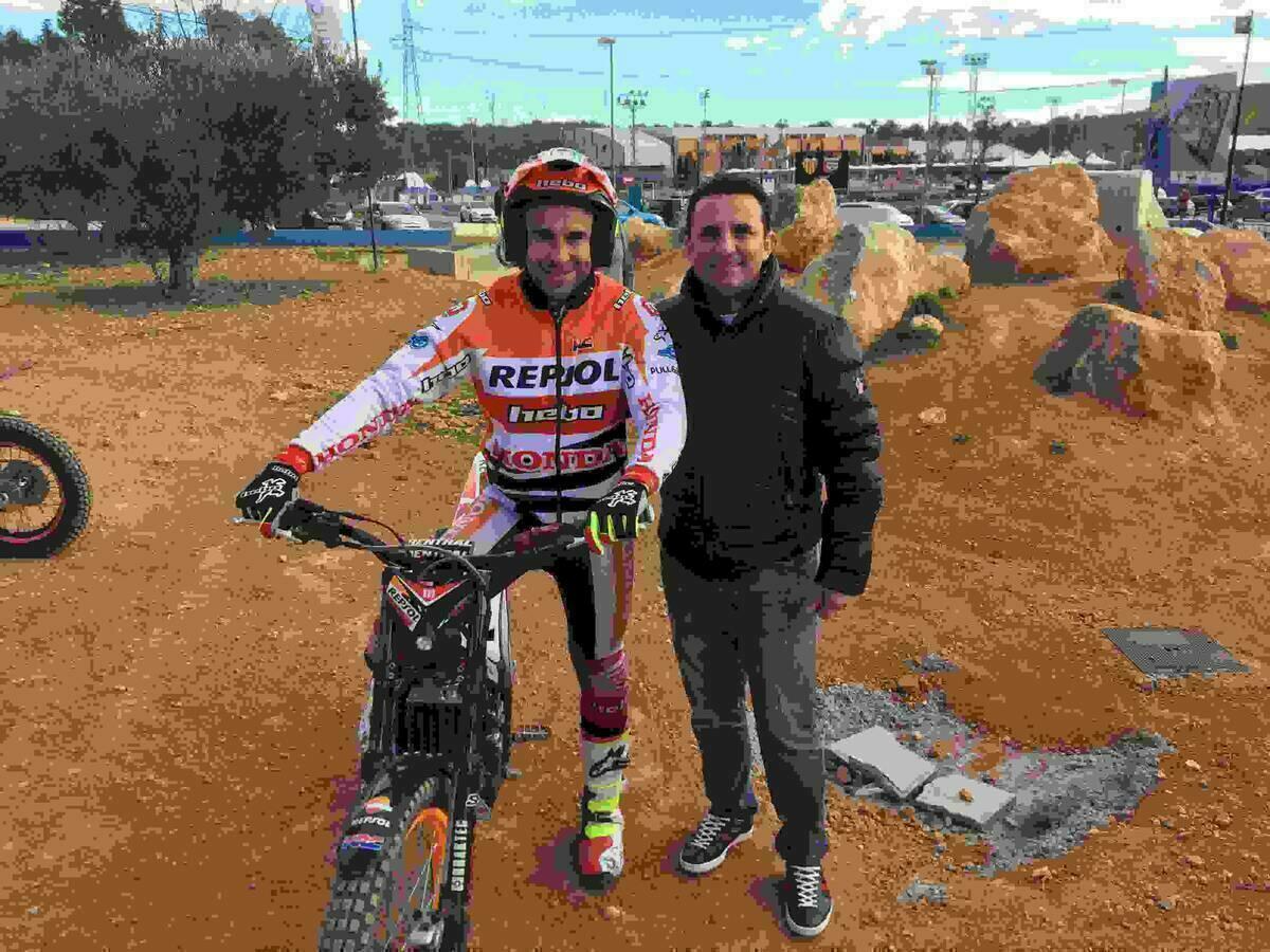 El Campe&oacute;n del Mundo Toni Bou pasa unos d&iacute;as en La Nuc&iacute;a