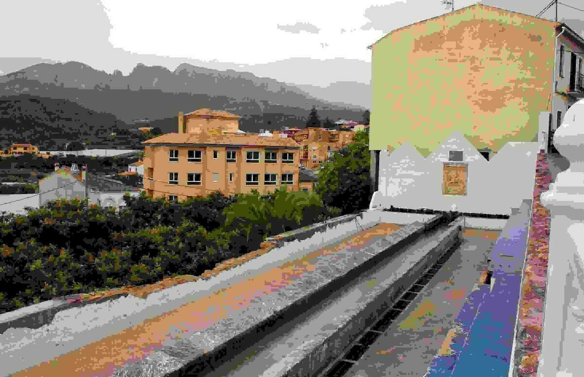 Callosa &middot; Finalizan los trabajos de limpieza de escombros en el Poador Municipal