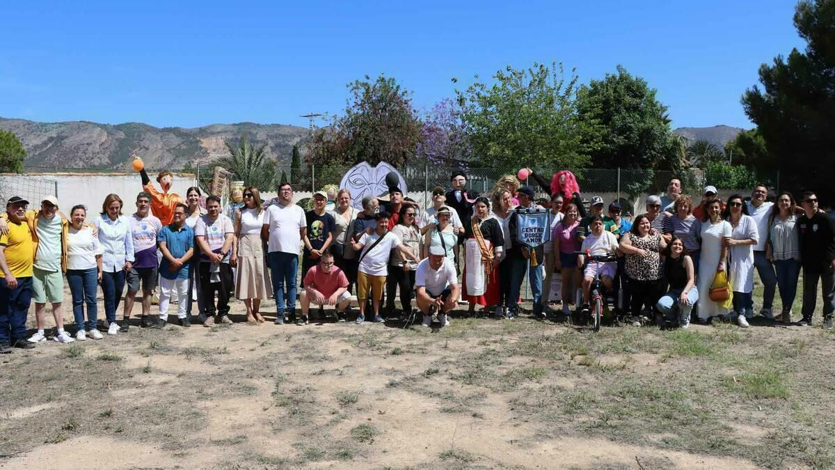 Cerca de medio millar de personas asisten a la tradicional Jornada de Convivencia del centro Doble Amor