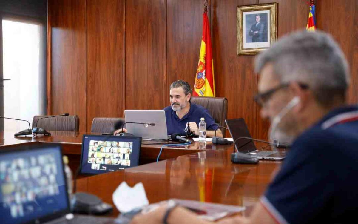 El Pleno de l&rsquo;Alf&agrave;s solicita la suspensi&oacute;n del procedimiento de evaluaci&oacute;n ambiental del PGOU.