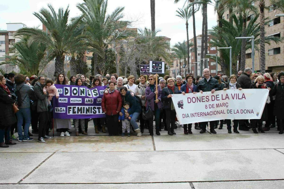 El Ayuntamiento de la Vila apoya la huelga de mujeres convocada en el D&iacute;a Internacional de la Mujer