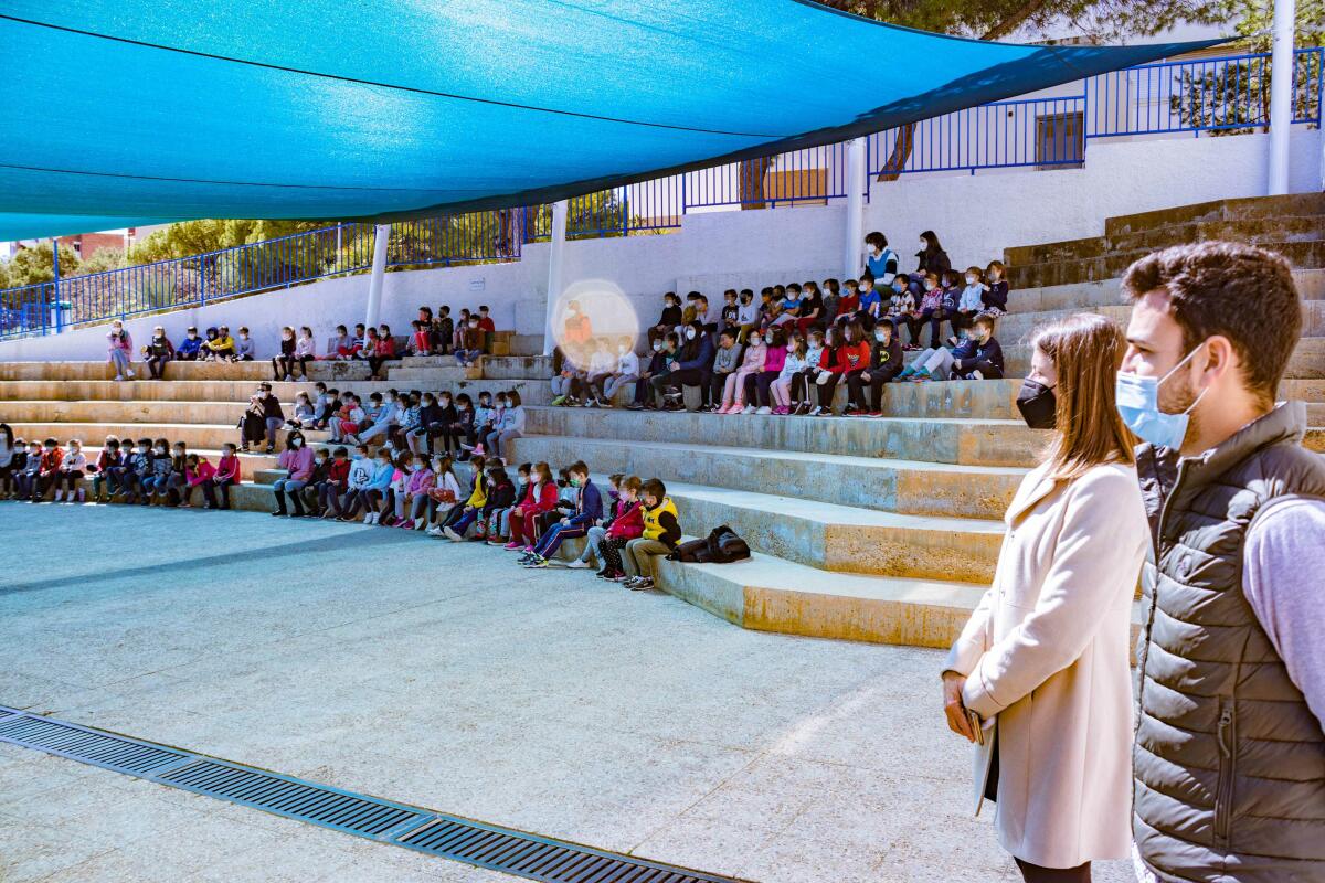 El Ausiàs March acoge la primera representación del ‘Joves Espectadors’: ‘Diversa’ de Pàmpol Teatre