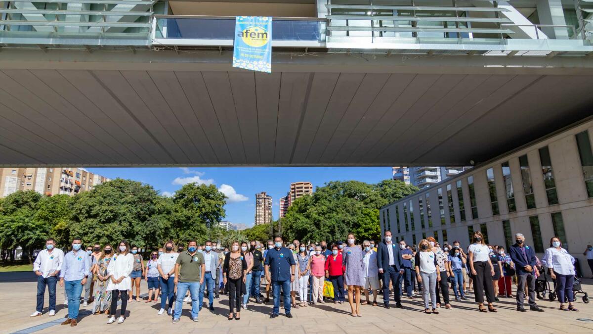 Benidorm conmemora el Día Mundial de la Salud Mental con la lectura de un manifiesto en el Salón de Actos