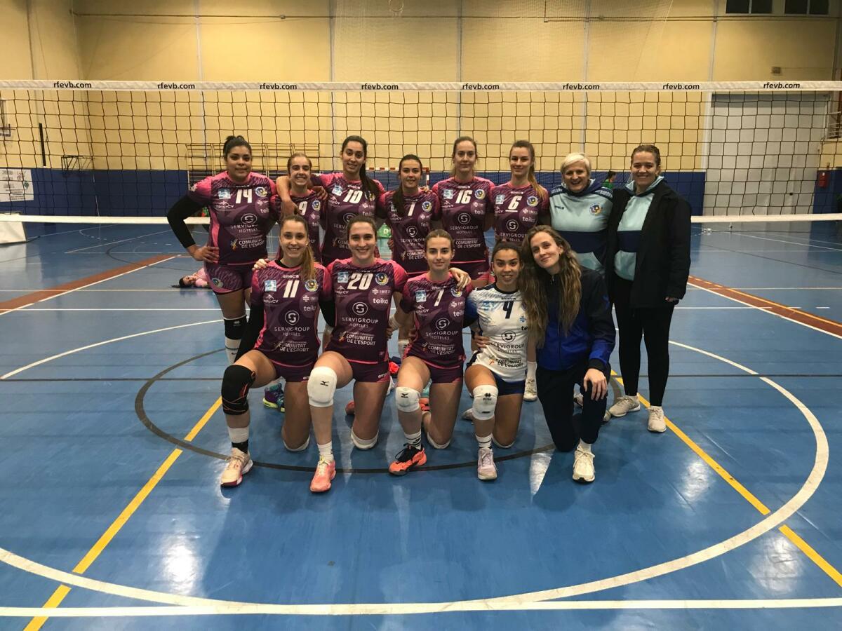 El Servigroup Playas de Benidorm sobrevive a un partido de infarto y vence en el tie-break al CDU Covirán Atarfe (2-3) 