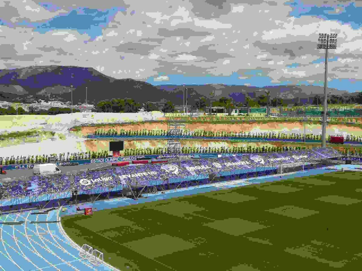 El Estadi Ol&iacute;mpic se transforma para acoger  su primer partido de &ldquo;Primera Divisi&oacute;n&rdquo;.