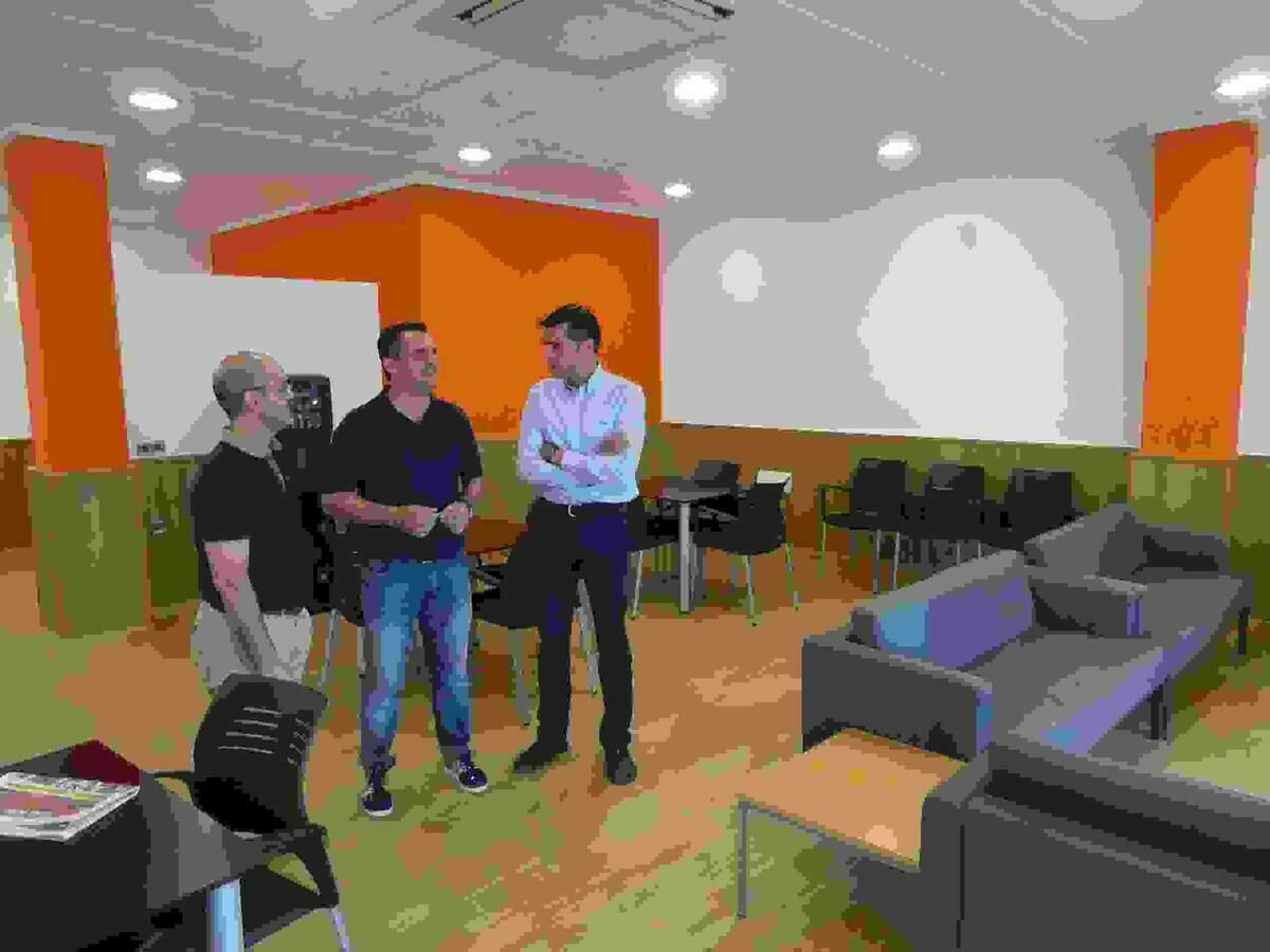 La Nuc&iacute;a &middot; El &ldquo;Local de la 3&ordf; Edad&rdquo; queda totalmente renovado