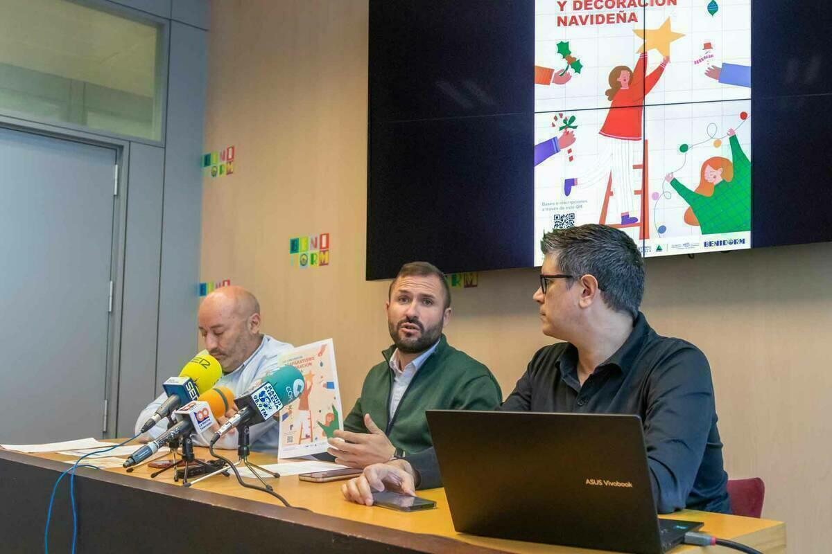 El XXX Concurso de Escaparatismo Navideño de Benidorm repartirá premios valorados en 8.000 euros entre los establecimientos participantes 