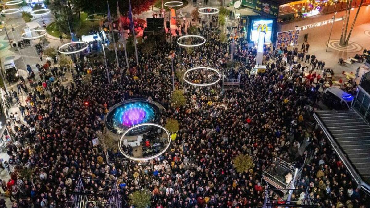 La Plaza de la Hispanidad celebra hoy y mañana el ‘Benidorm Fest Euroclub’ con conciertos antes y después de Eurovisión 