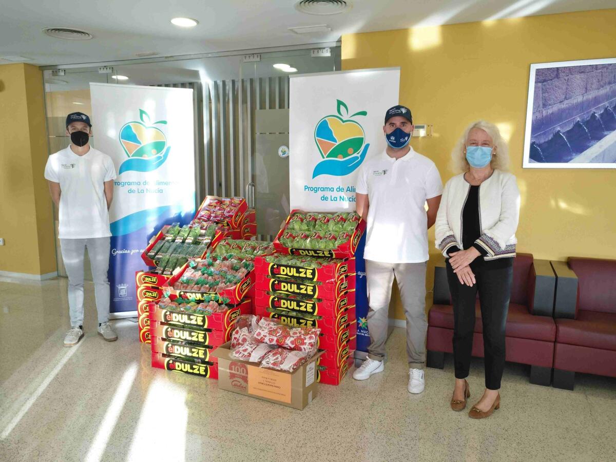 El equipo de rallye “Terra Training” dona 200 kilos al “Programa de  Alimentos”