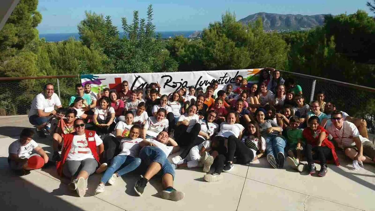 La Nuc&iacute;a &middot; Cruz Roja realiza un encuentro provincial juvenil en el CEM Captivador