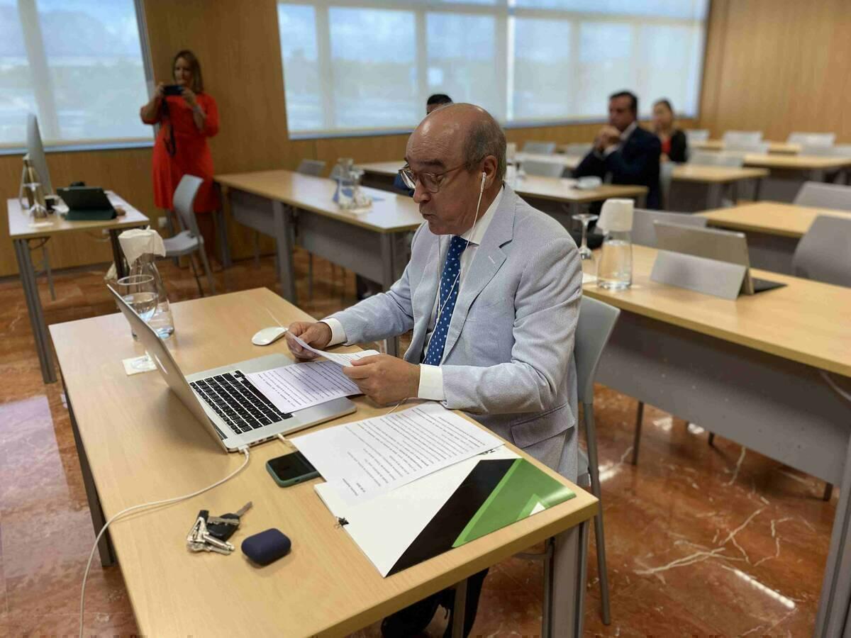 La primera Asamblea General de HOSBEC celebrada por medios digitales reelige a Toni Mayor como presidente y culmina la integraci&oacute;n territorial en la Comunidad Valenciana.  