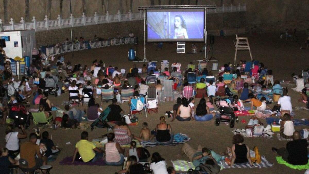 Mal Pas acoge una nueva edición del ciclo ‘Cine en la Playa’ 