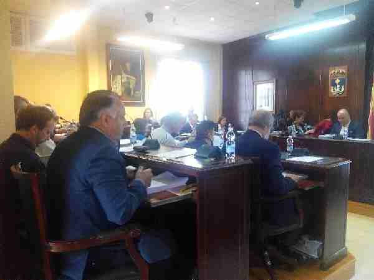 La Vila aprueba la rotaci&oacute;n del estacionamiento durante la &eacute;poca estival en la Cala