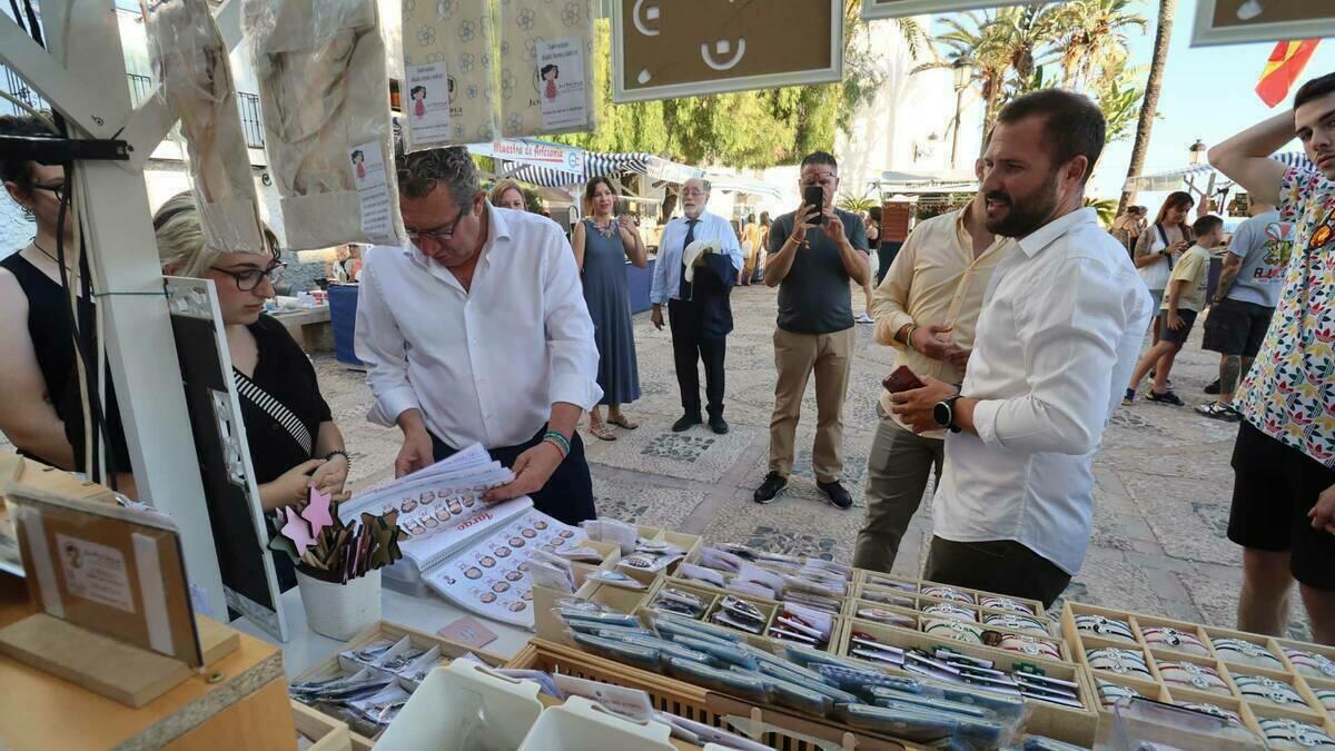 Benidorm inaugura ‘Les Nits del Castell’, que este año contará con 14 artesanos cualificados 