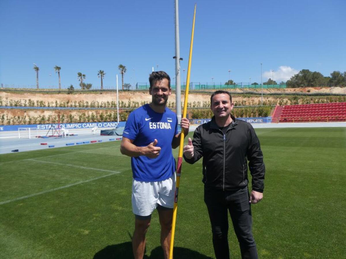 El subcampeón del mundo de jabalina prepara el Mundial en La Nucía