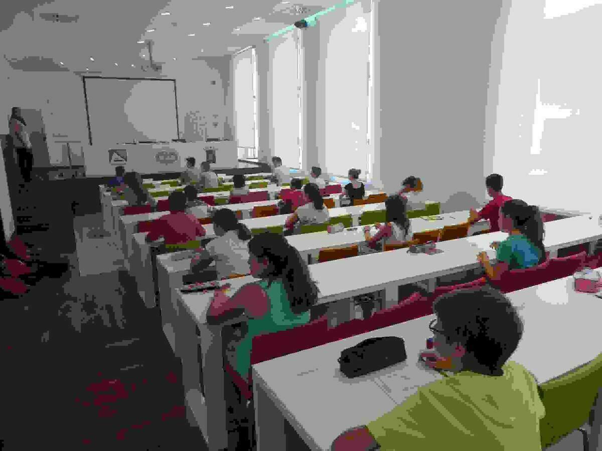 84 escolares se examinan de &ldquo;Cambridge English Exams&rdquo; en La Nuc&iacute;a